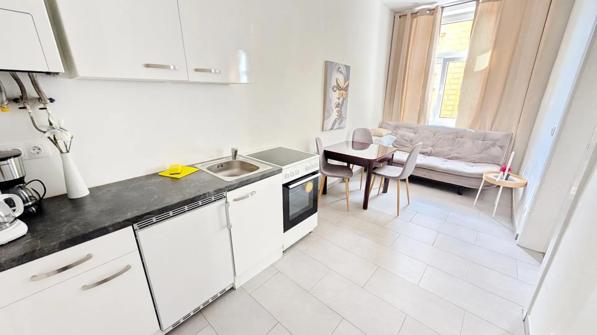 Charming Stay At Maerzstrasse Apartment Close To Vienna Attractions Mz27 Österreich